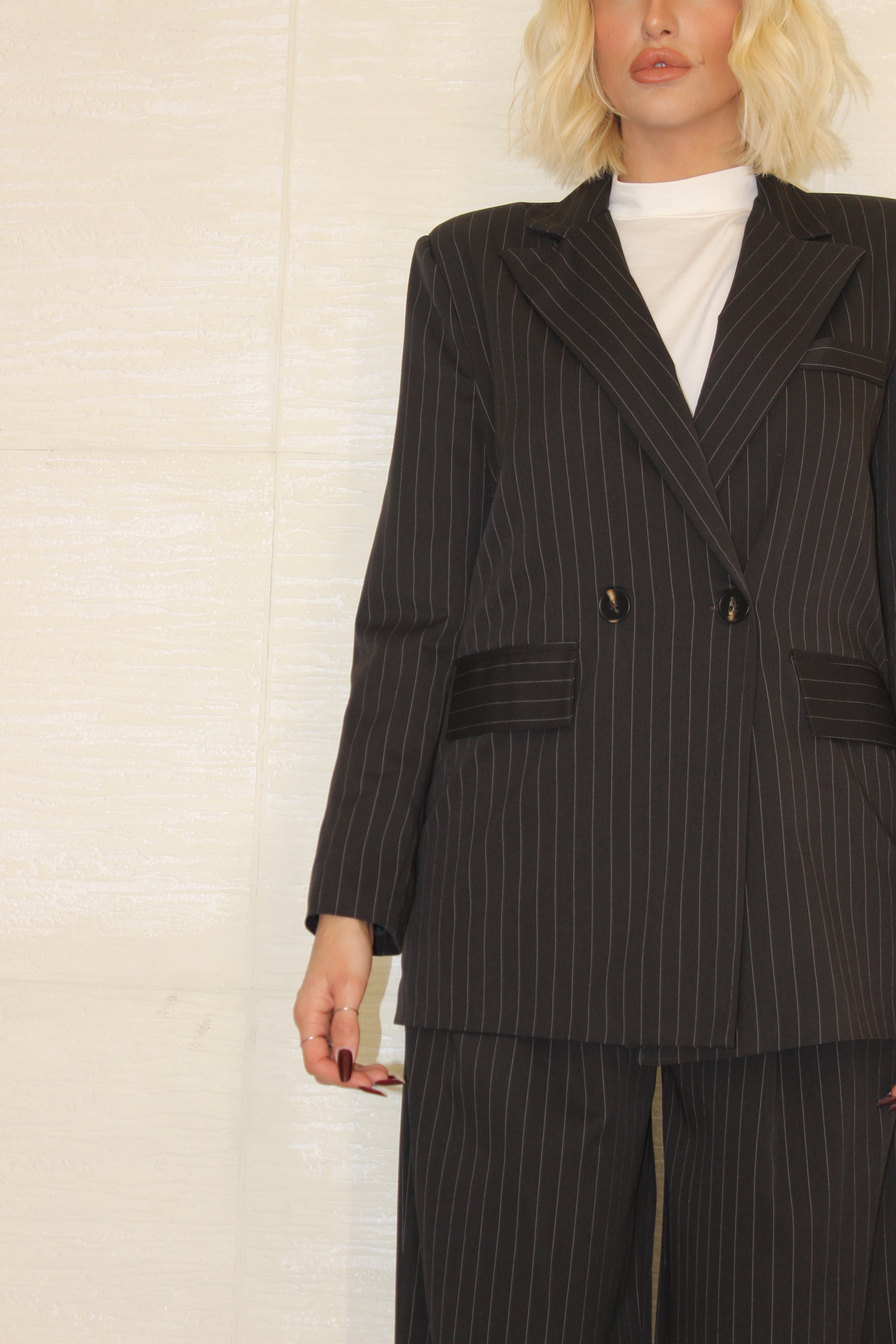 Coordinato gessato nero