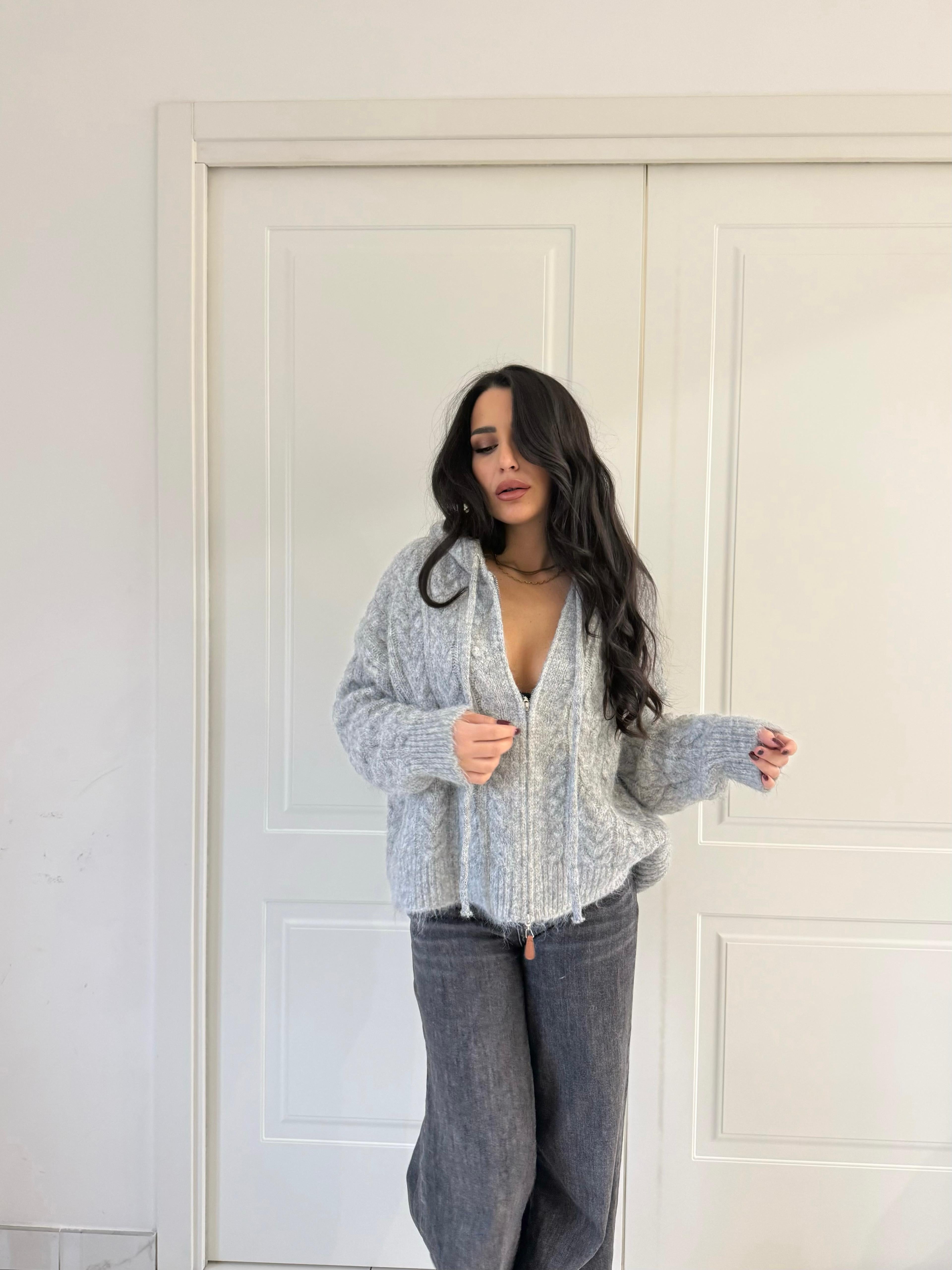 Cardigan con cappuccio Grigio