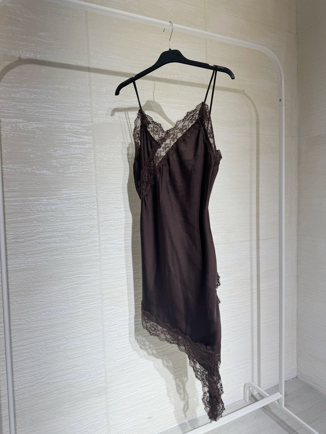 Dress Satin marrone