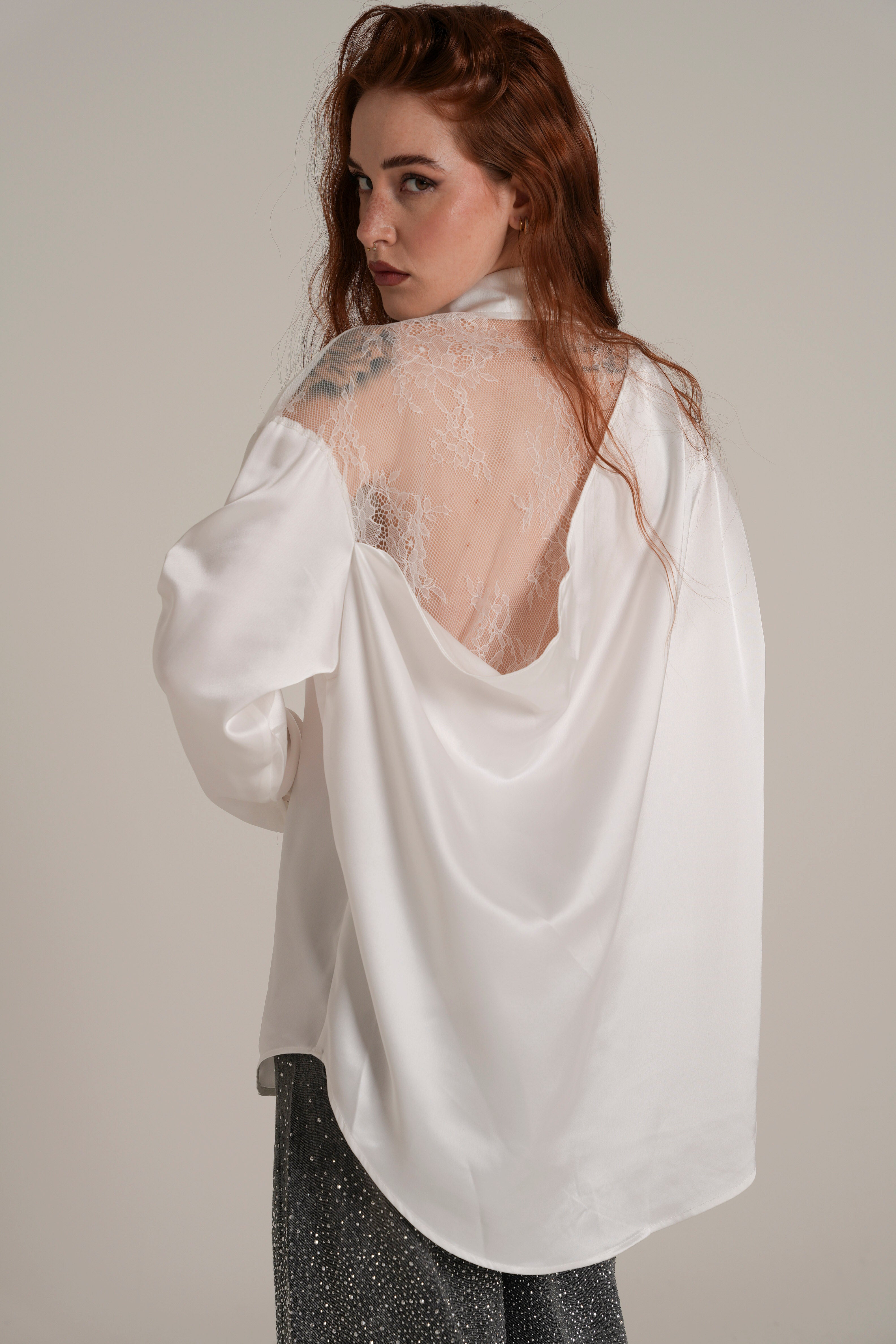 Blusa con pizzo