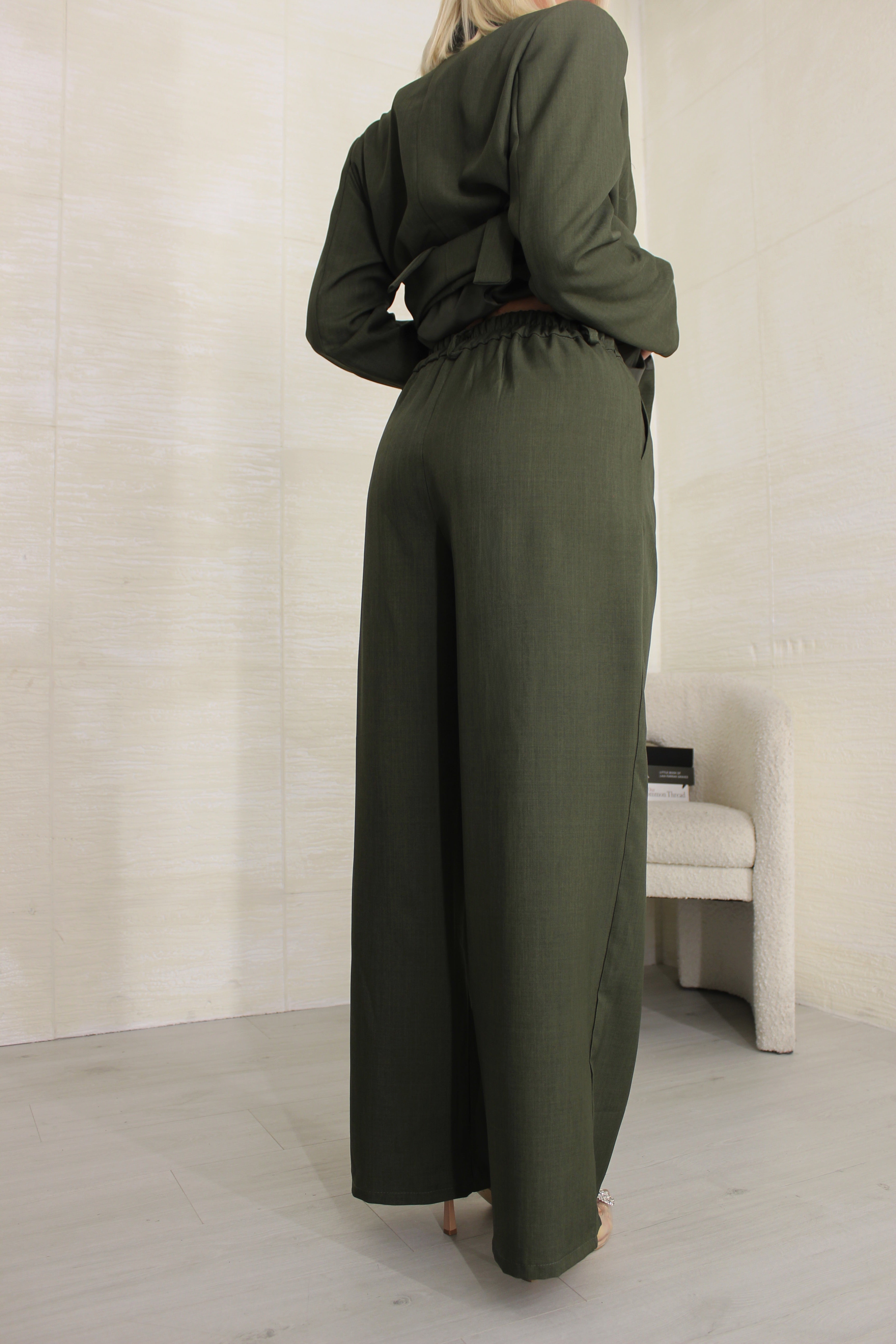 Completo Margot Military