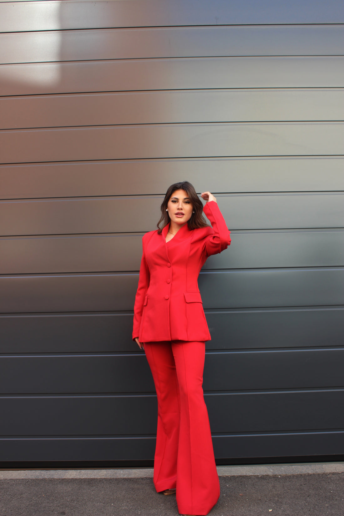Completo Lumina Collarless Rosso