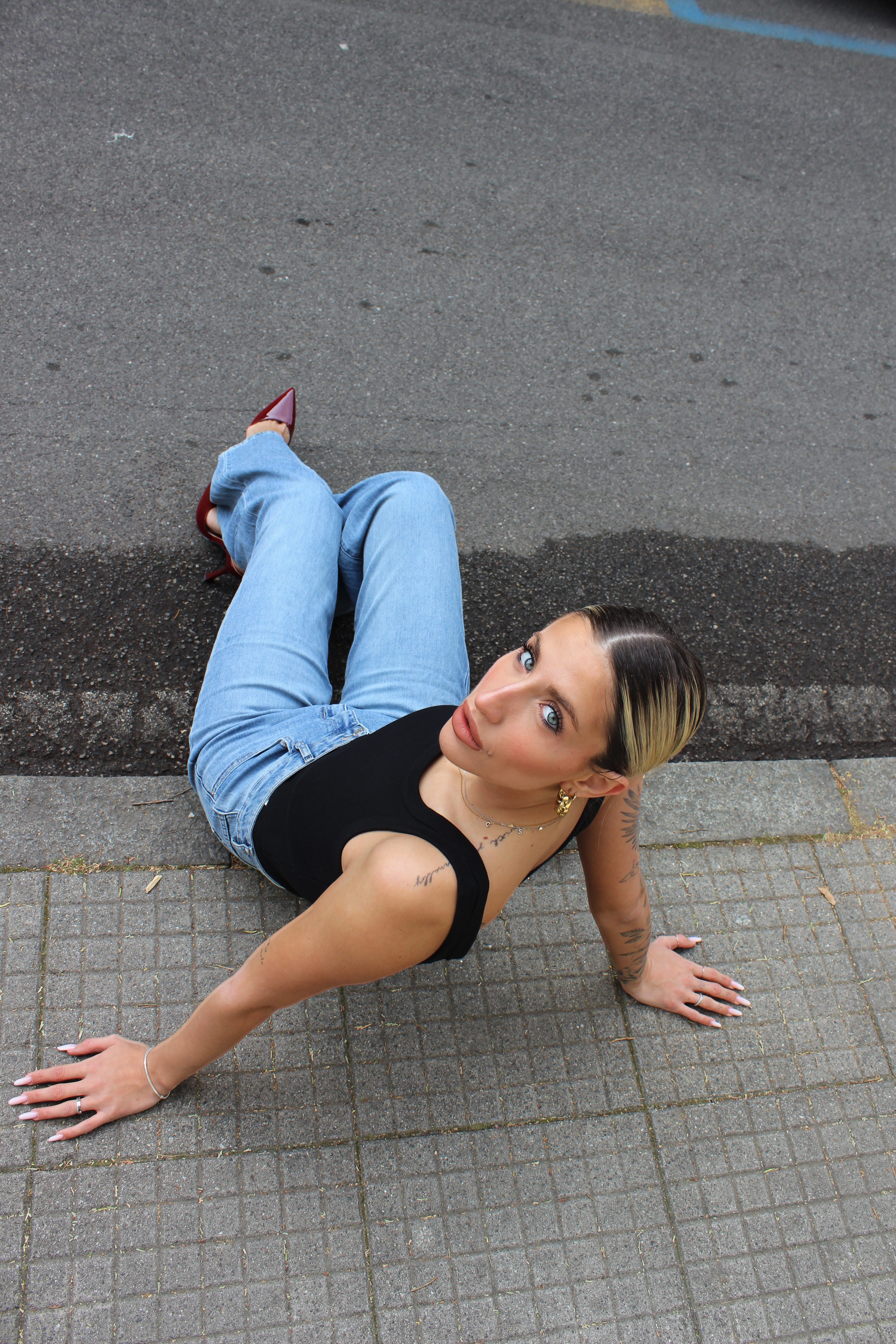Top a Costine Nero
