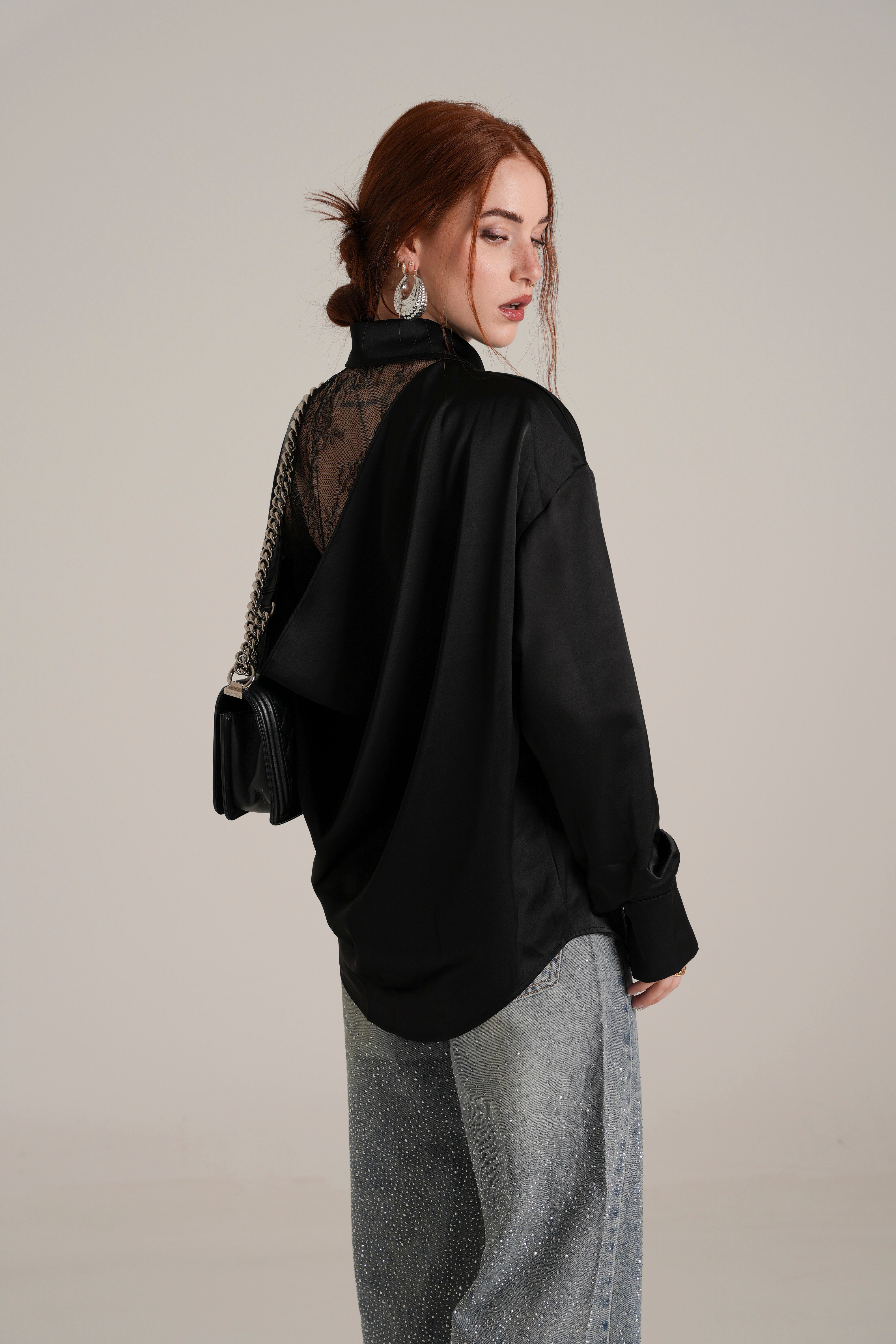 Blusa con pizzo