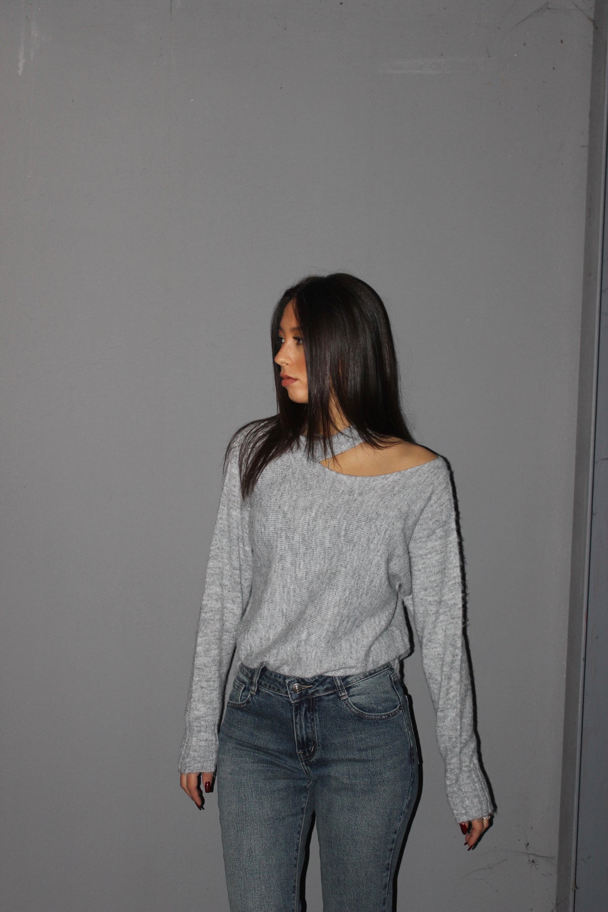 Pull cut out grigio
