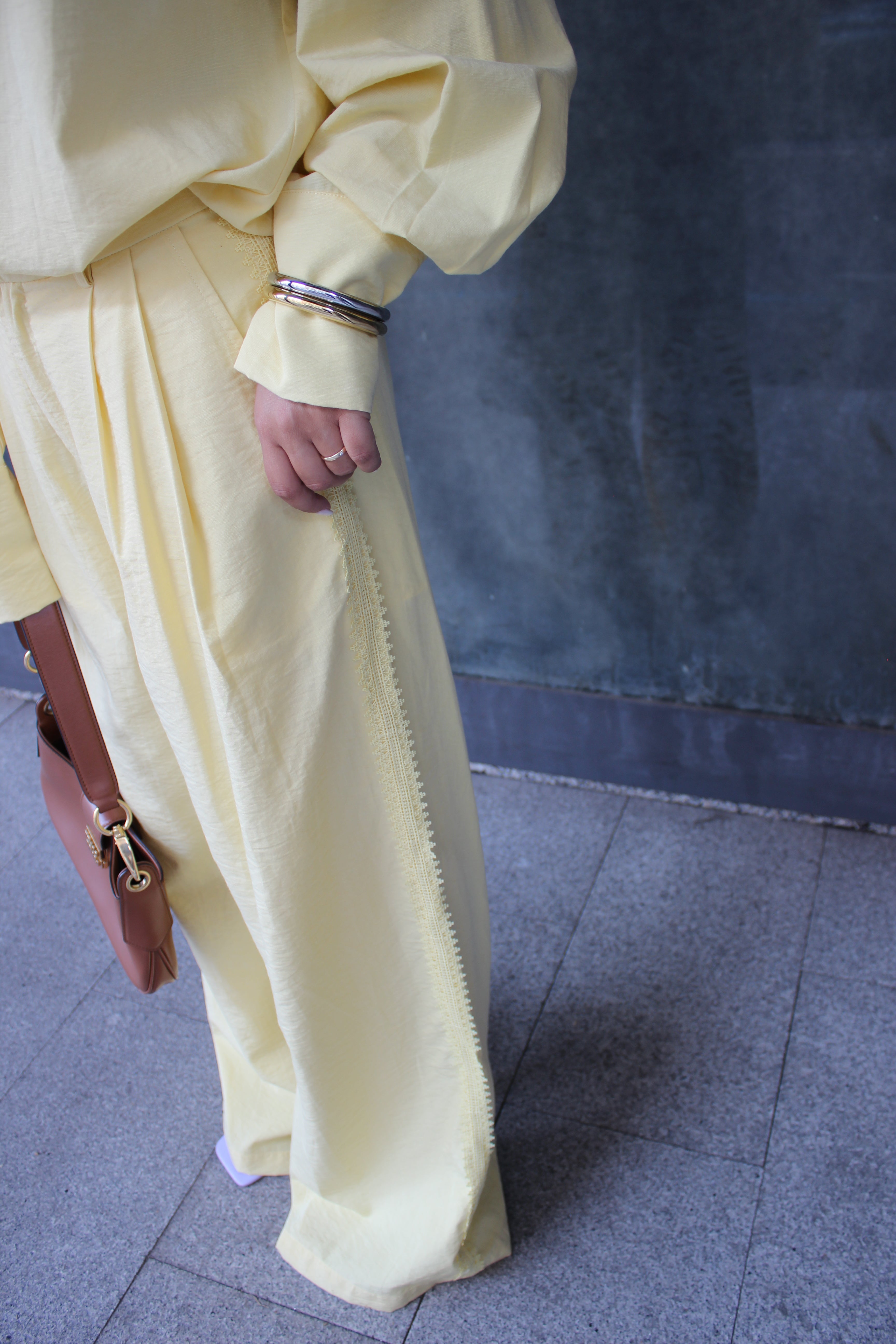 Coordinato con Ricami Giallo