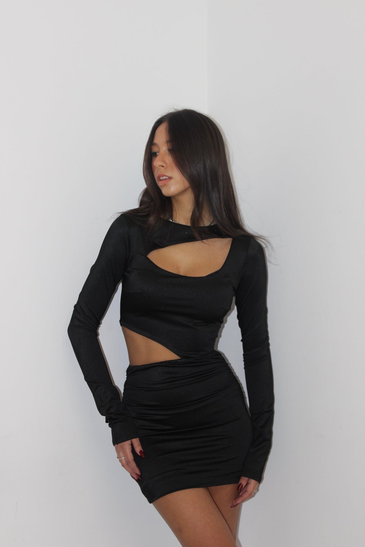Abito cut out
