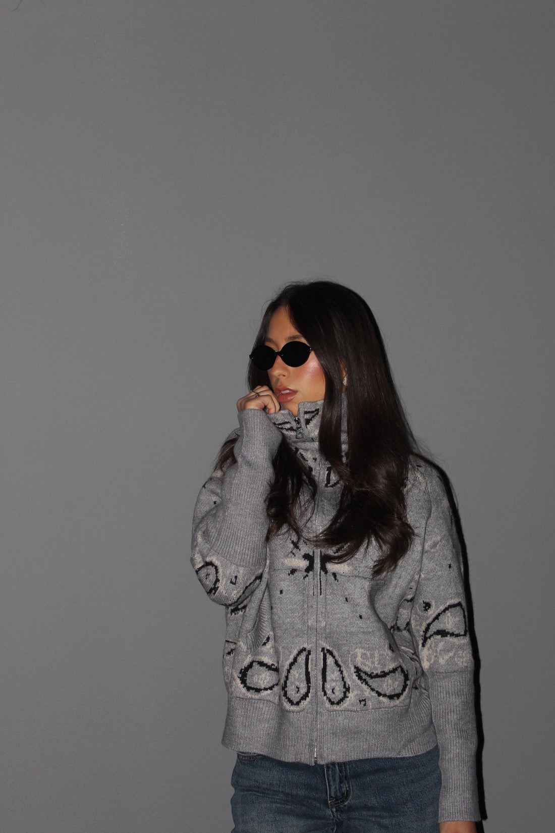Cardigan Paisley grigio