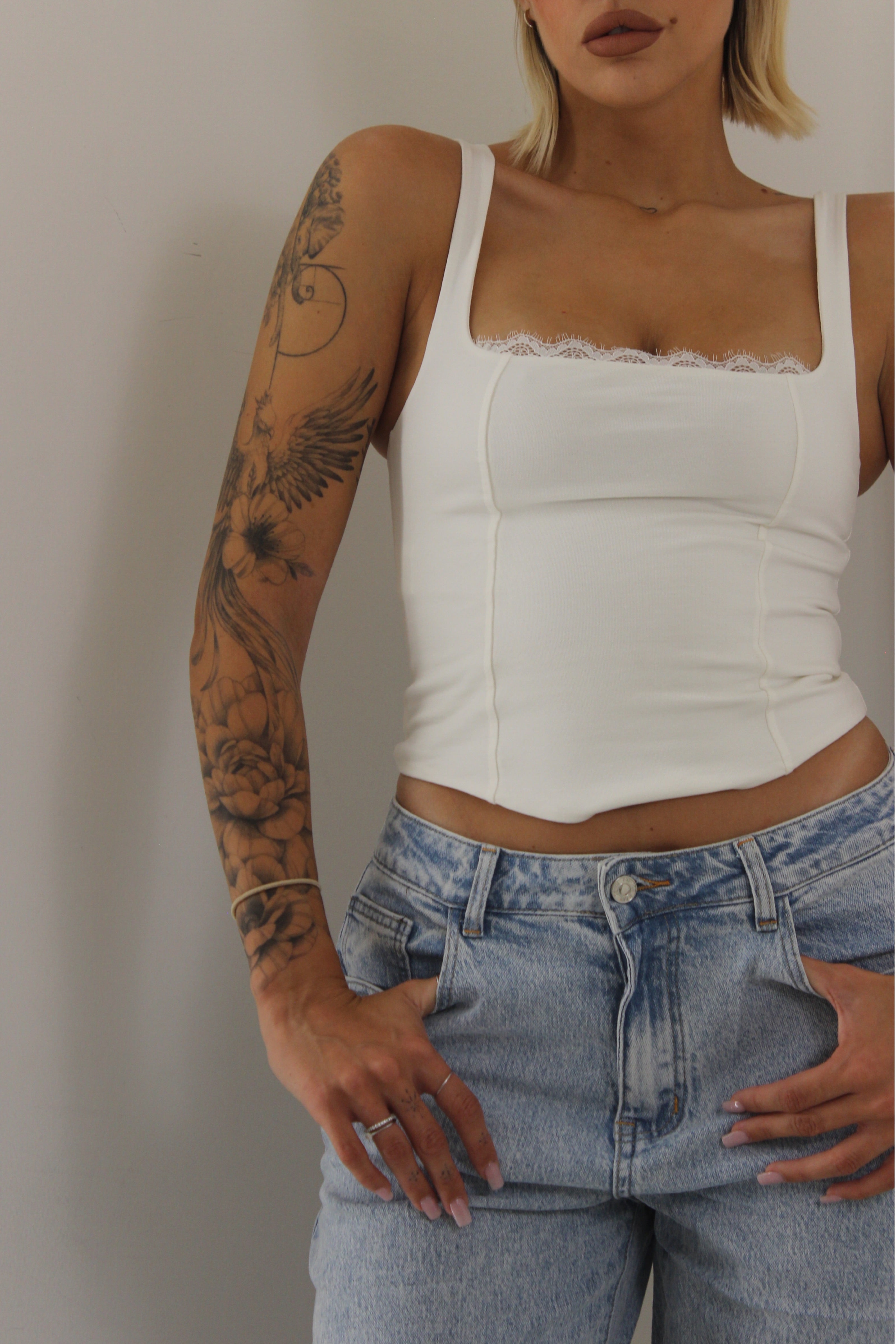 Crop top pizzo bianco