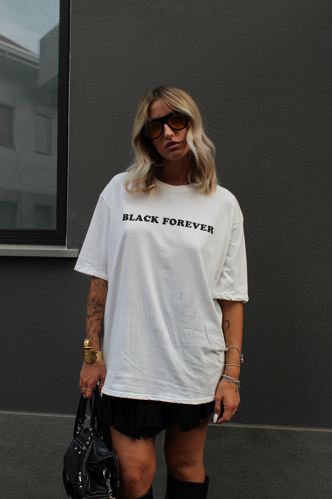 T-Shirt Black Forever