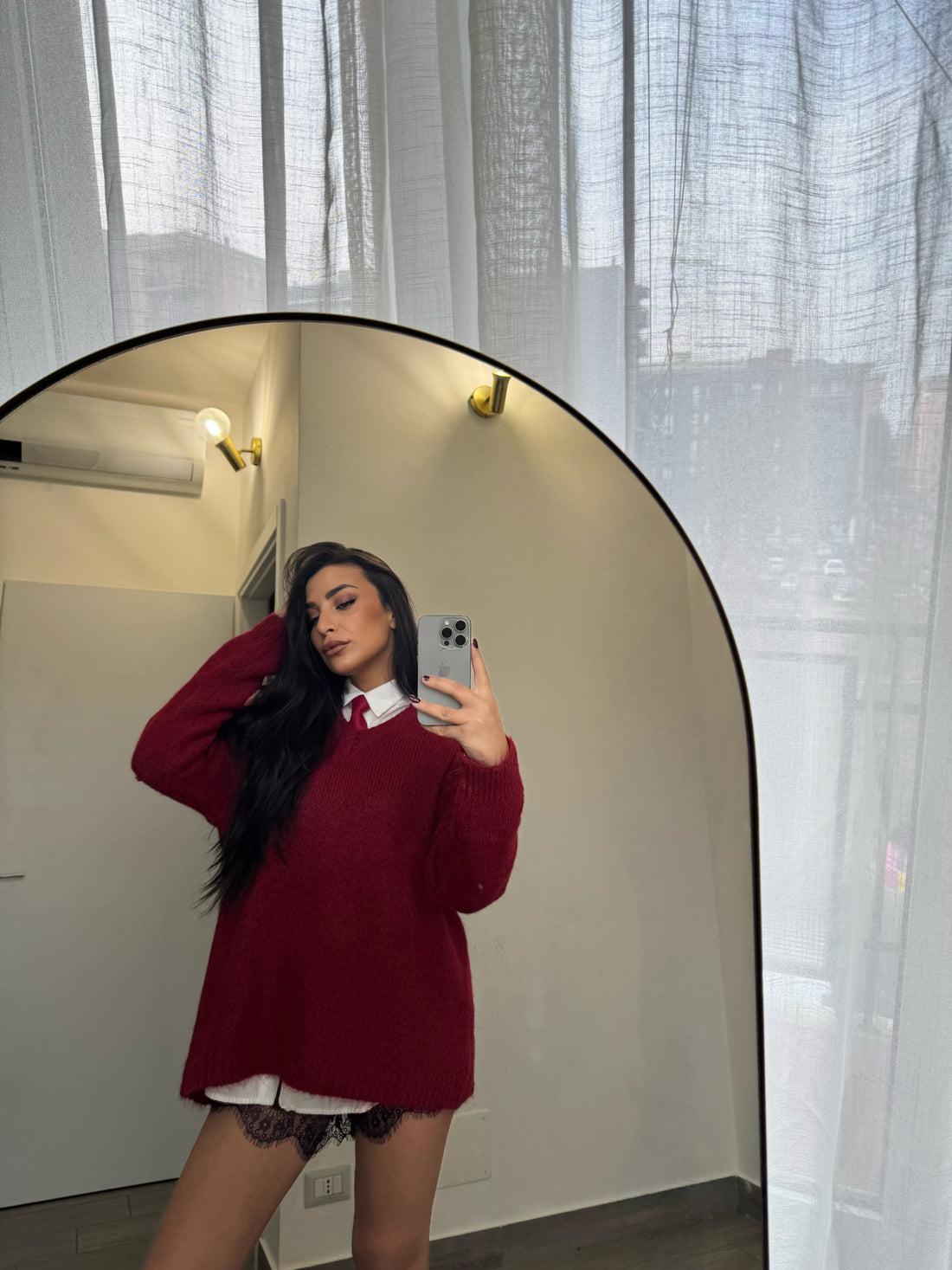 Pull con scollo a V Bordeaux