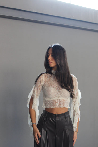 Blusa in pizzo panna