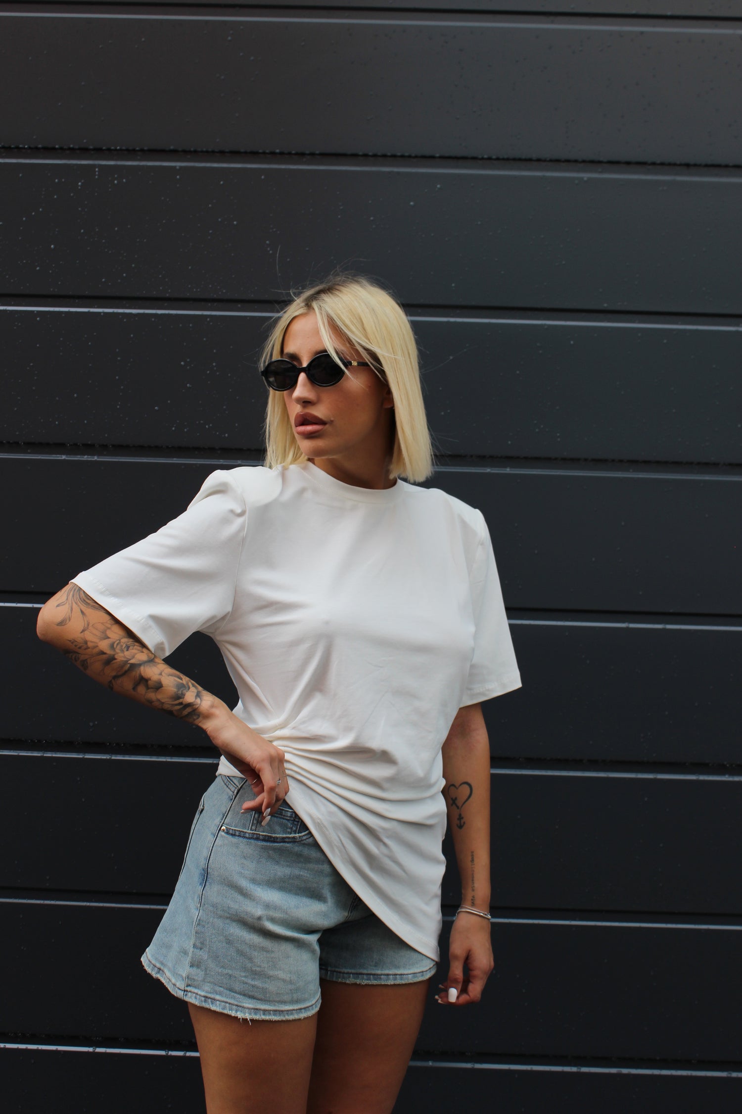 T-shirt lumina drappeggio