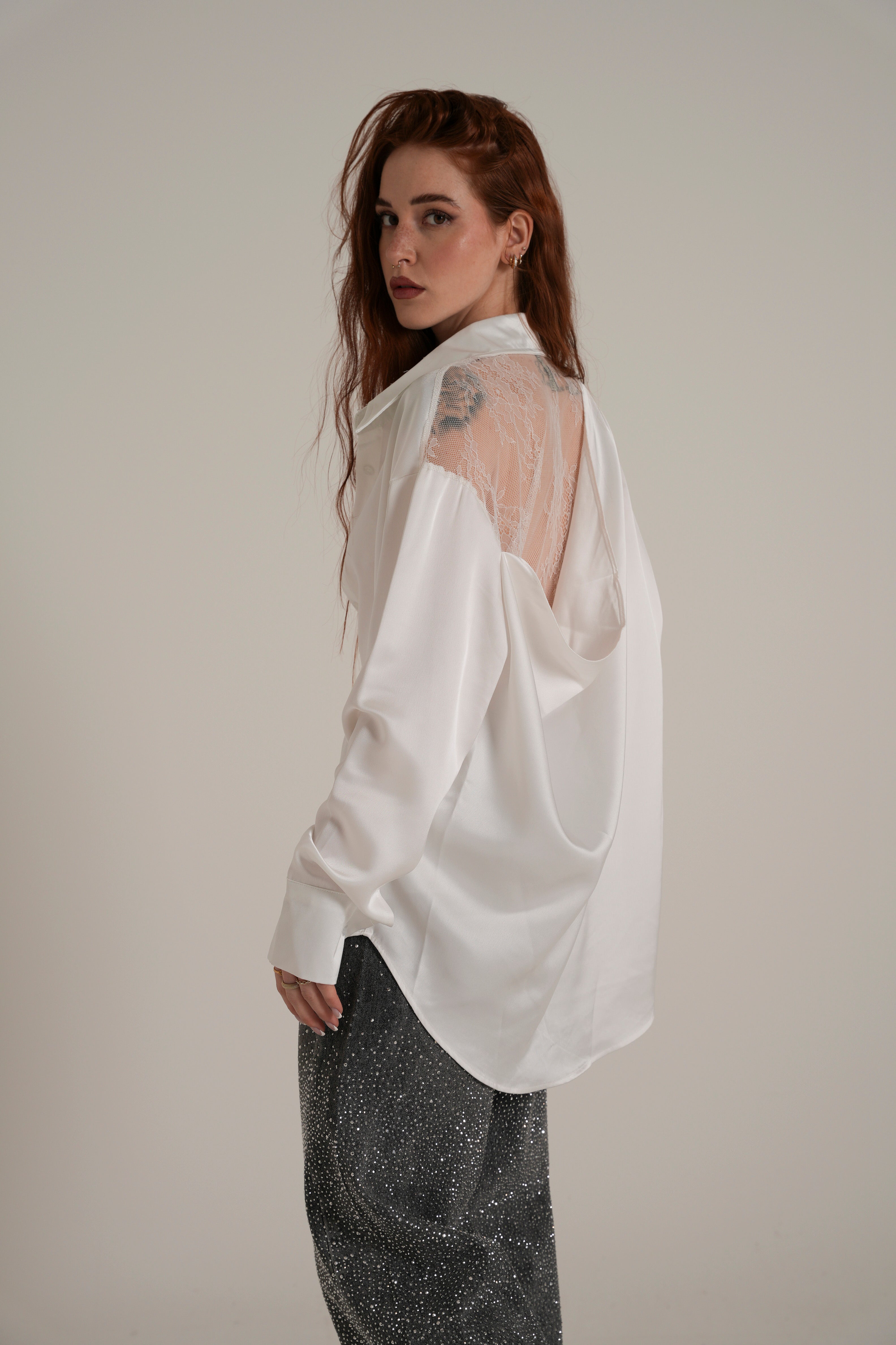 Blusa con pizzo