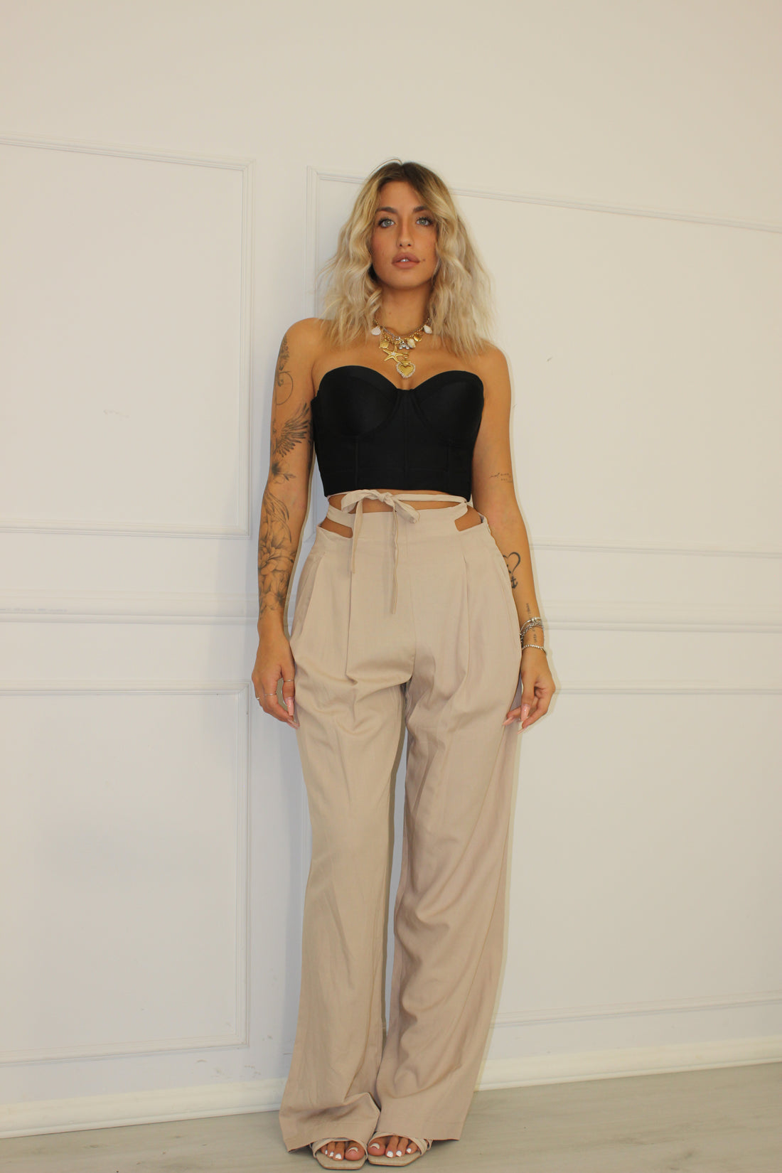 Pantalone Cut Out Beige