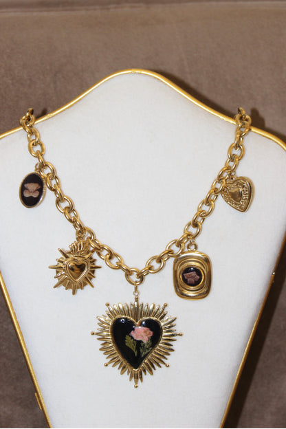 collana Sacro cuore nera