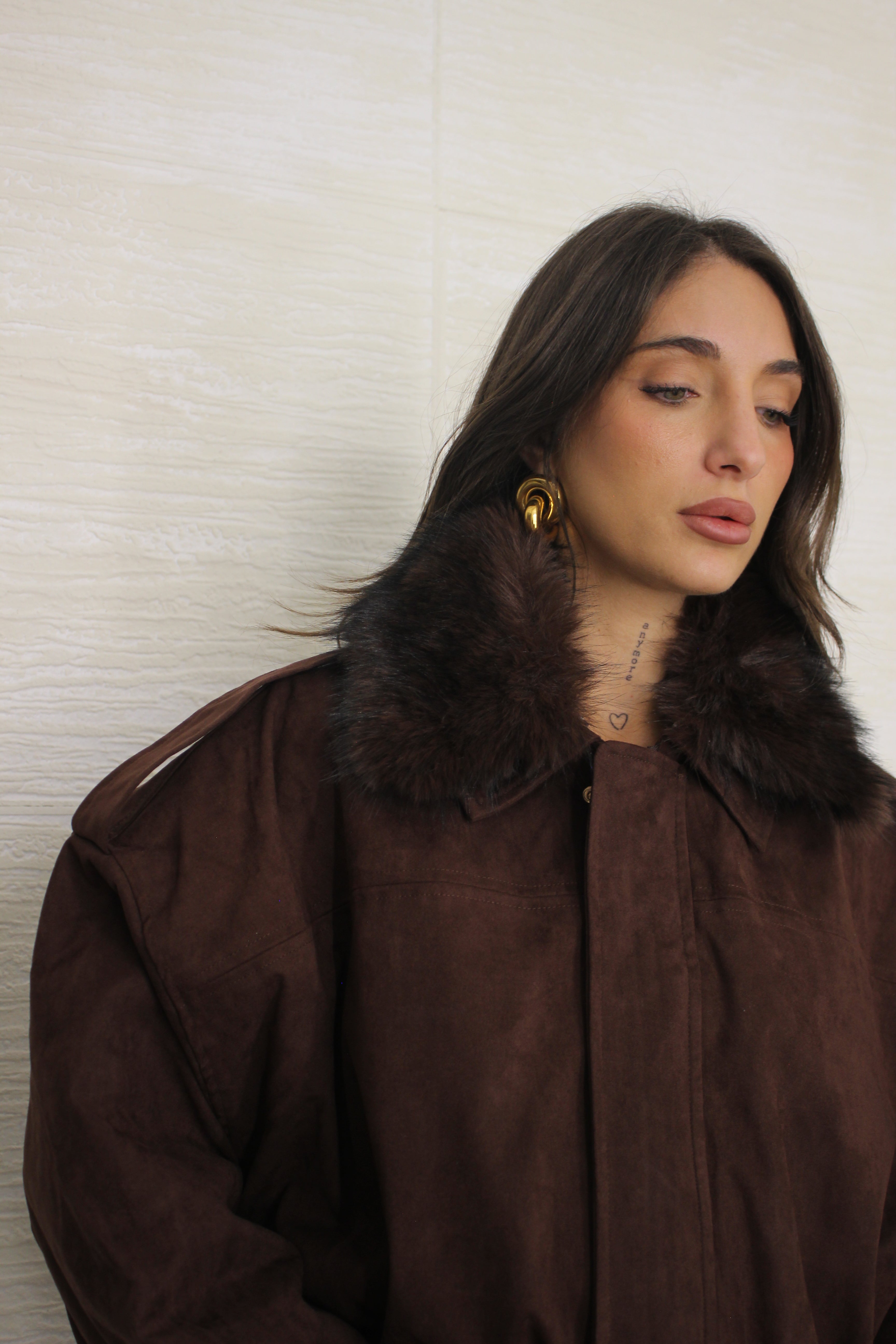 Bomber in suede con collo