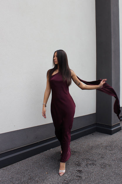 Abito Emé Burgundy