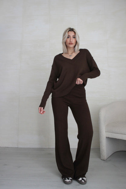 Coordinato scollo a V Grigio