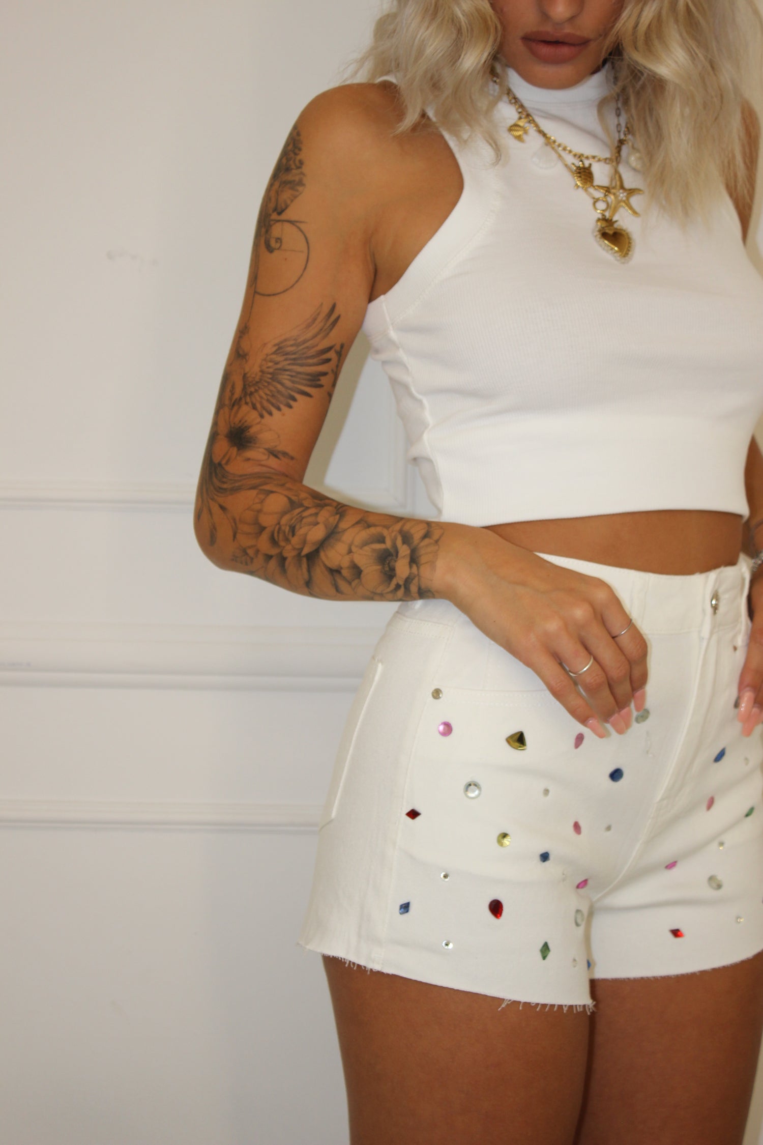 Shorts Bianco con pietre colorate
