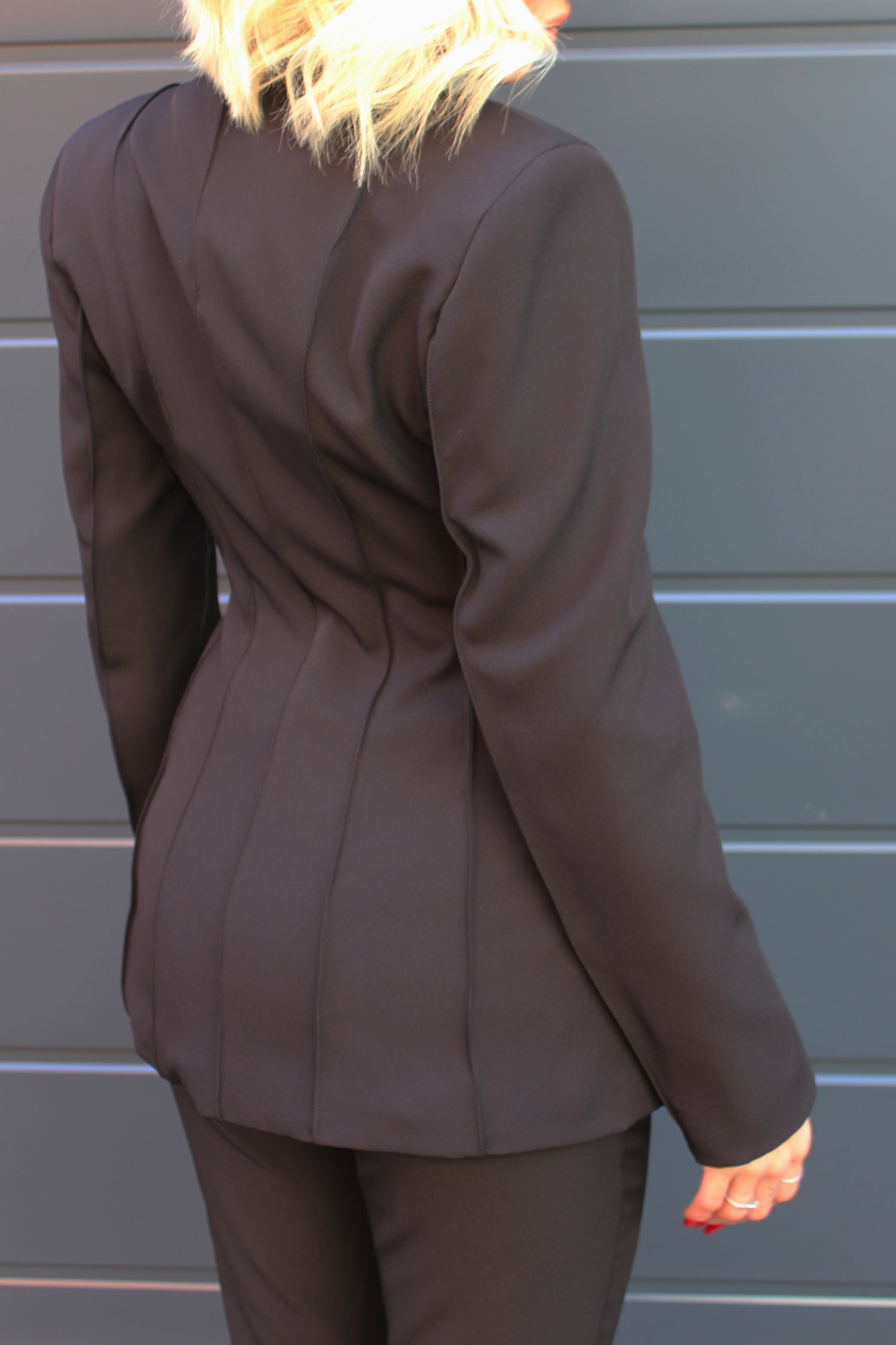 Completo Lumina Collarless Nero