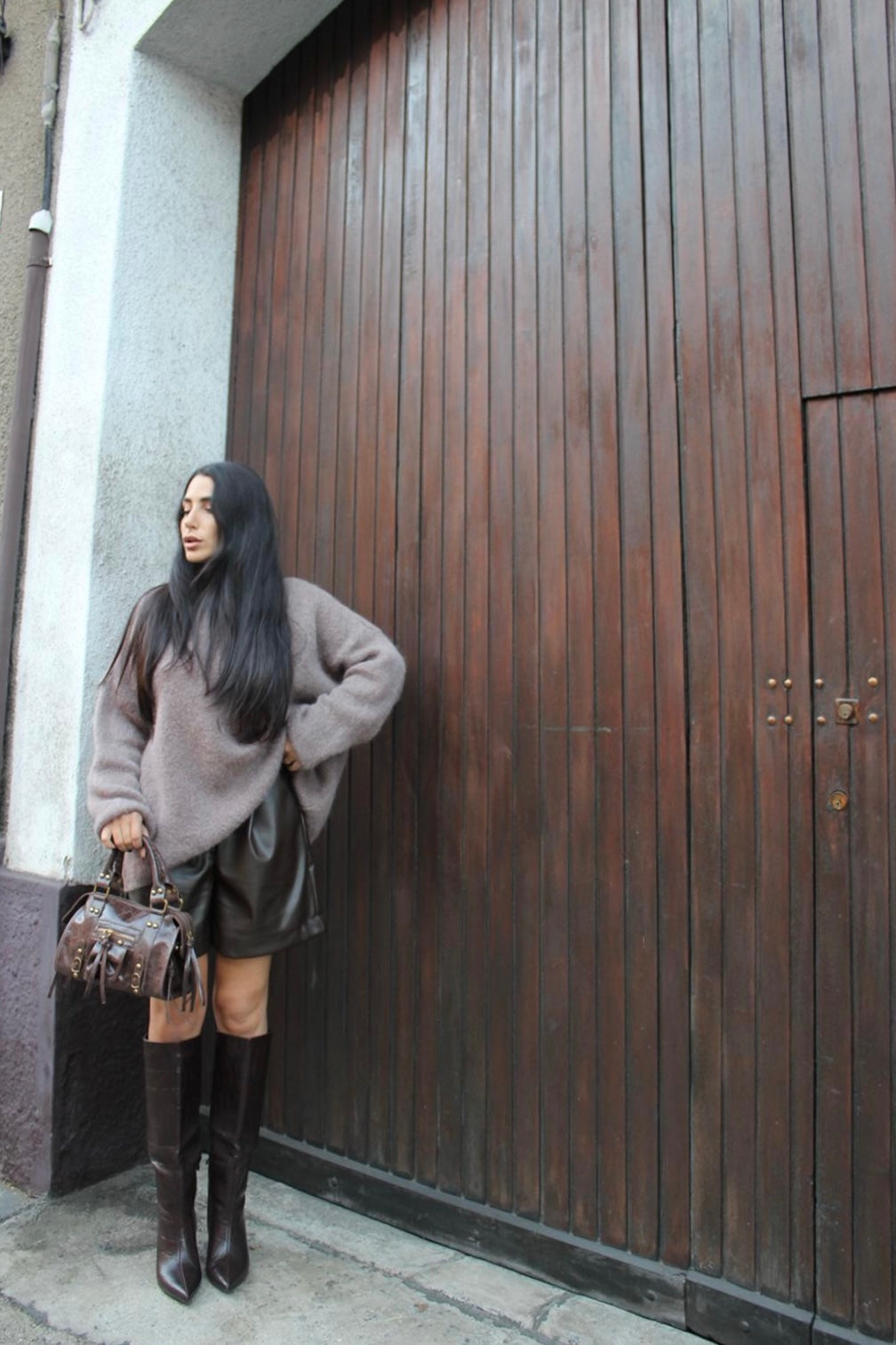 Bermuda in ecopelle cioccolato