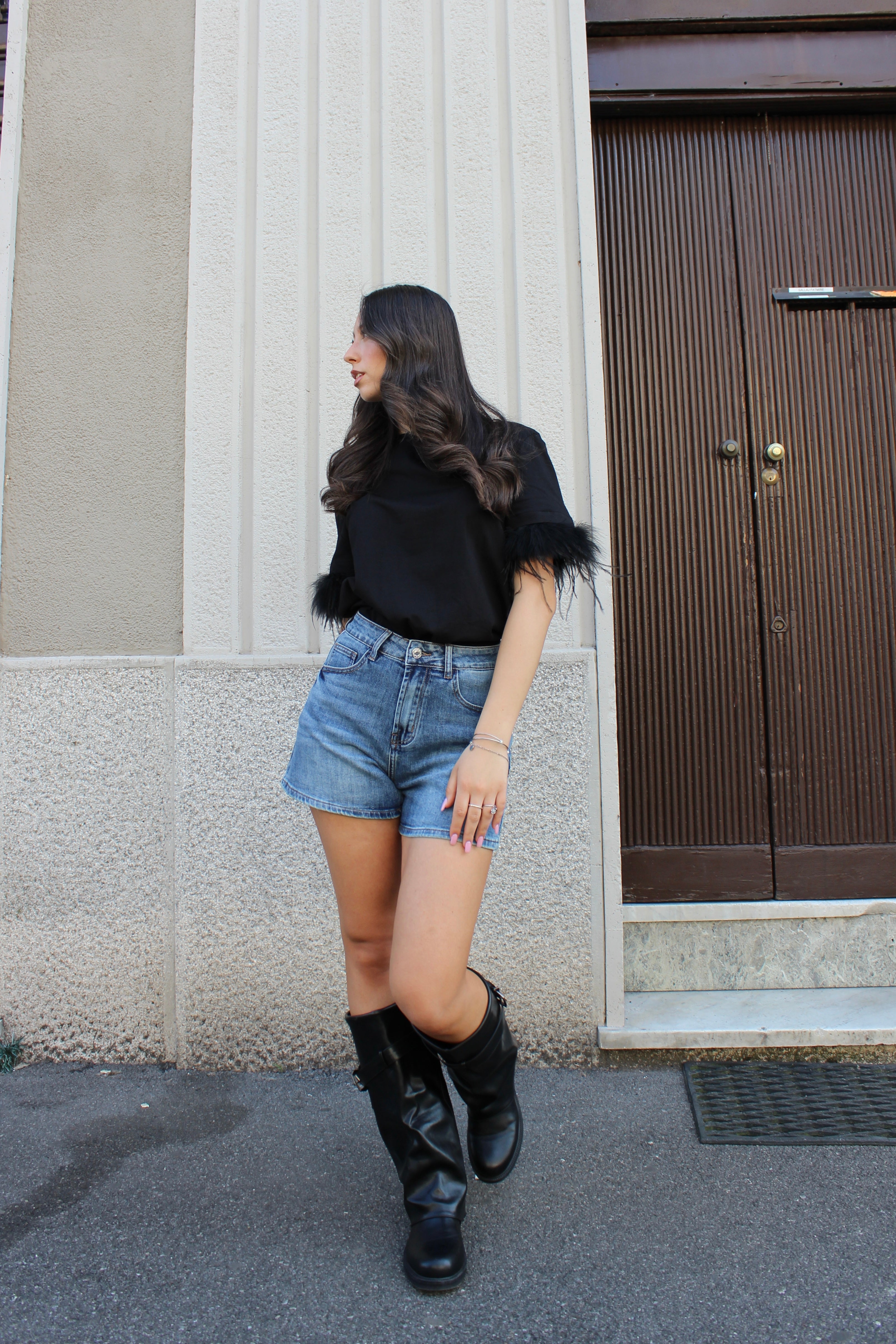 Maglia Lumina nera con piume