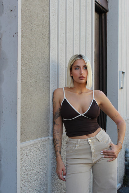 Top Nora marrone