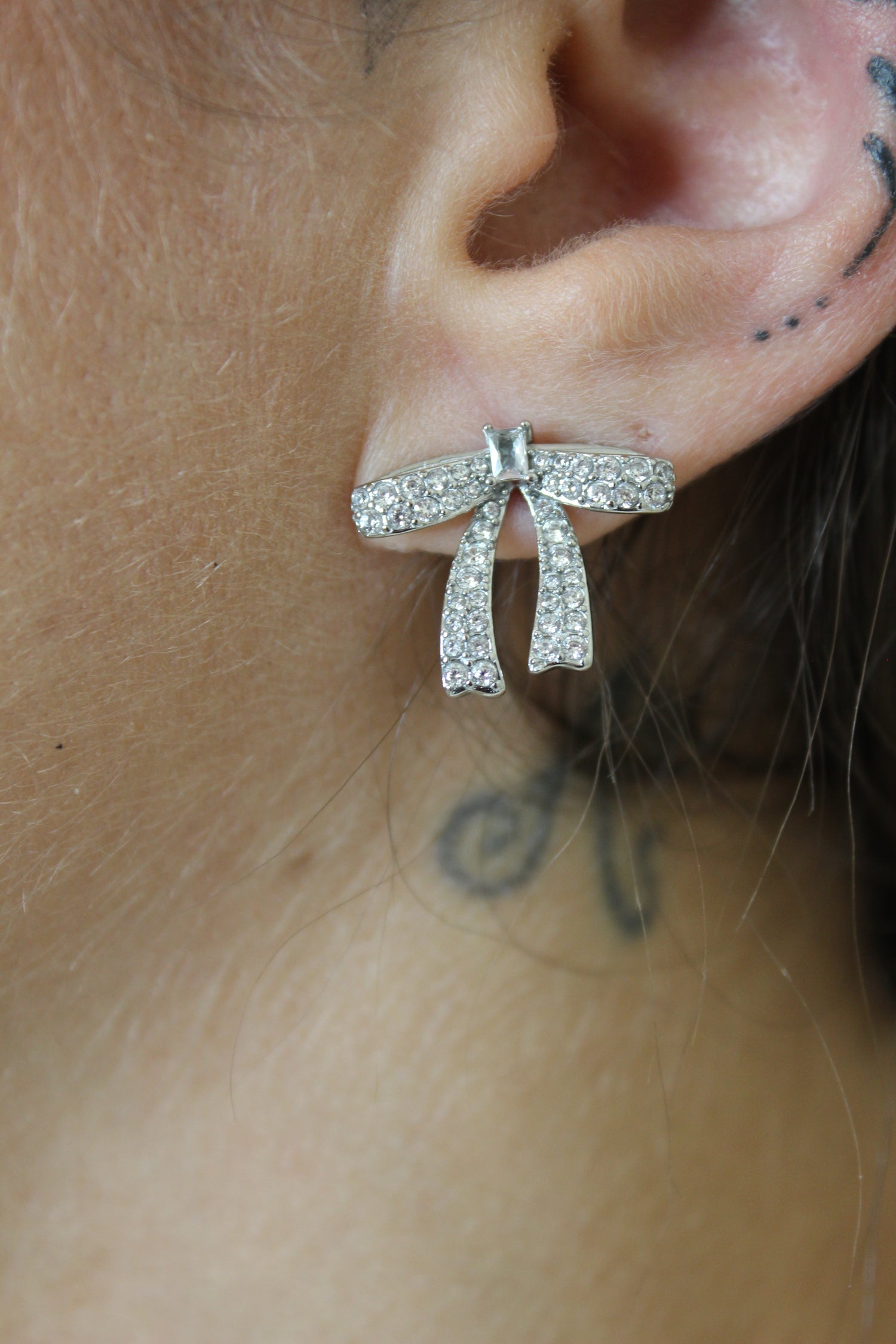 Orecchino fiocco SILVER