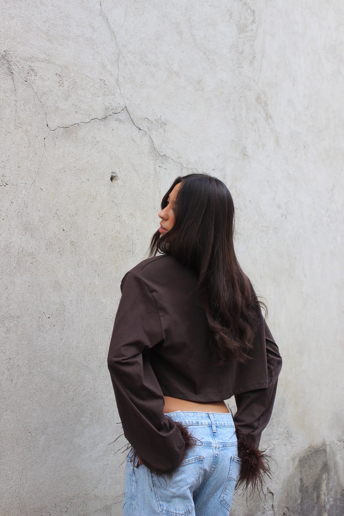 t-shirt crop plume cioccolato