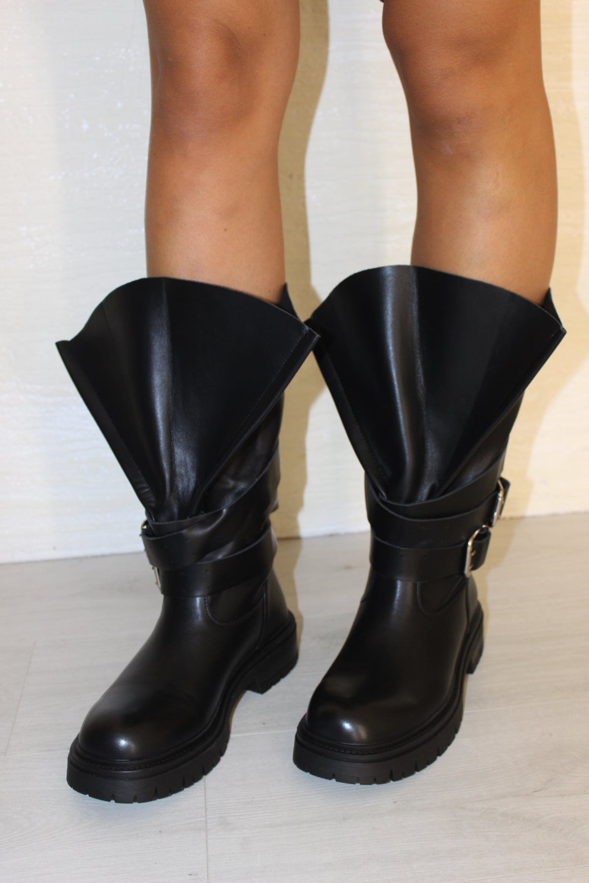 Biker boots