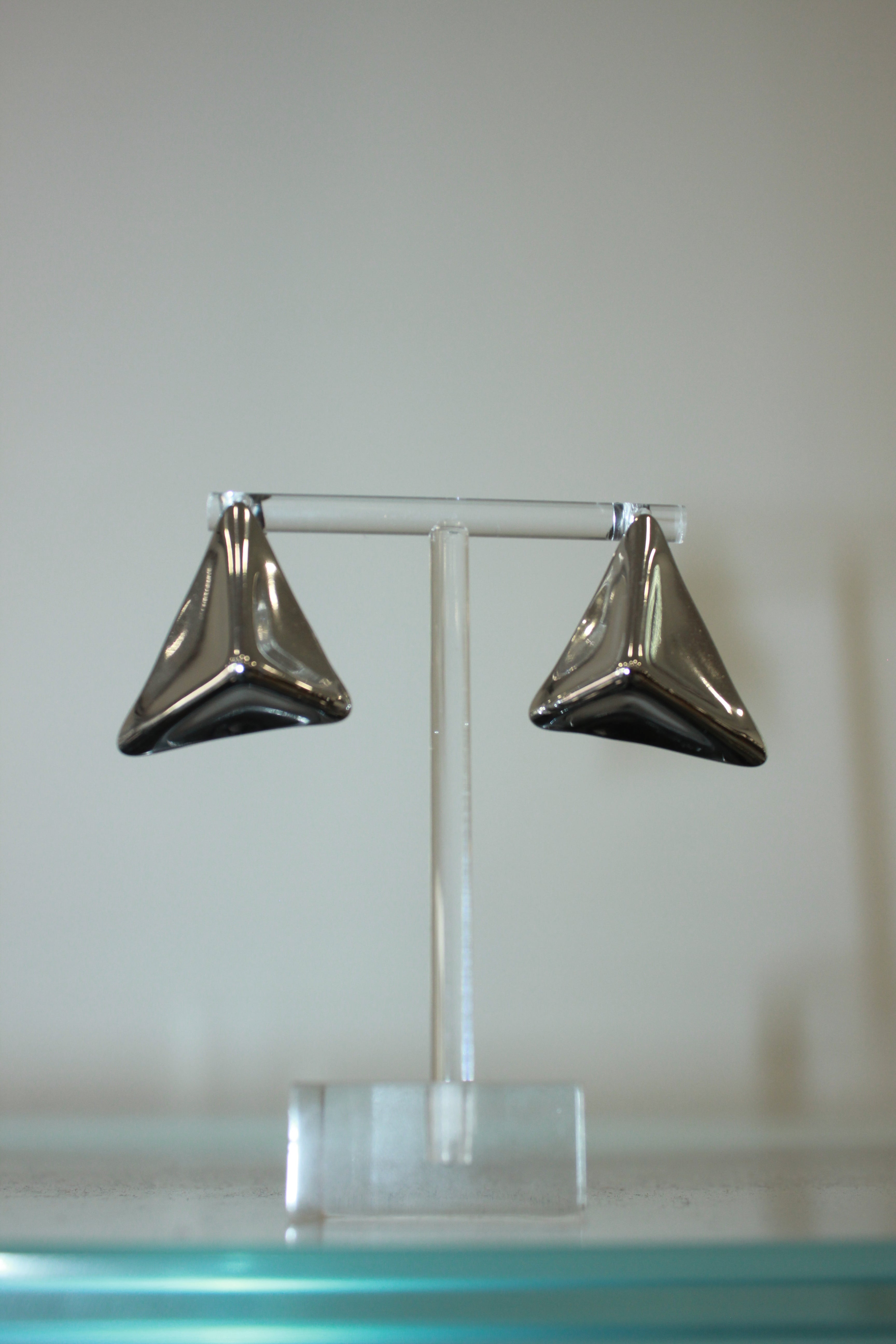 Orecchini triangle argento