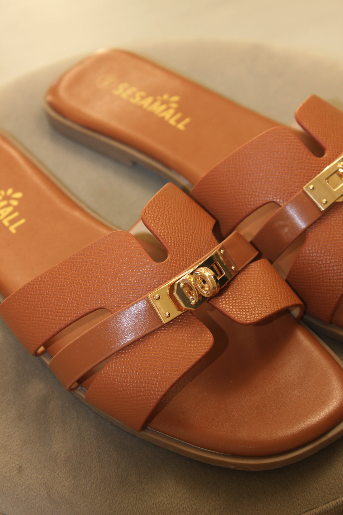 Sandalo kelly camel