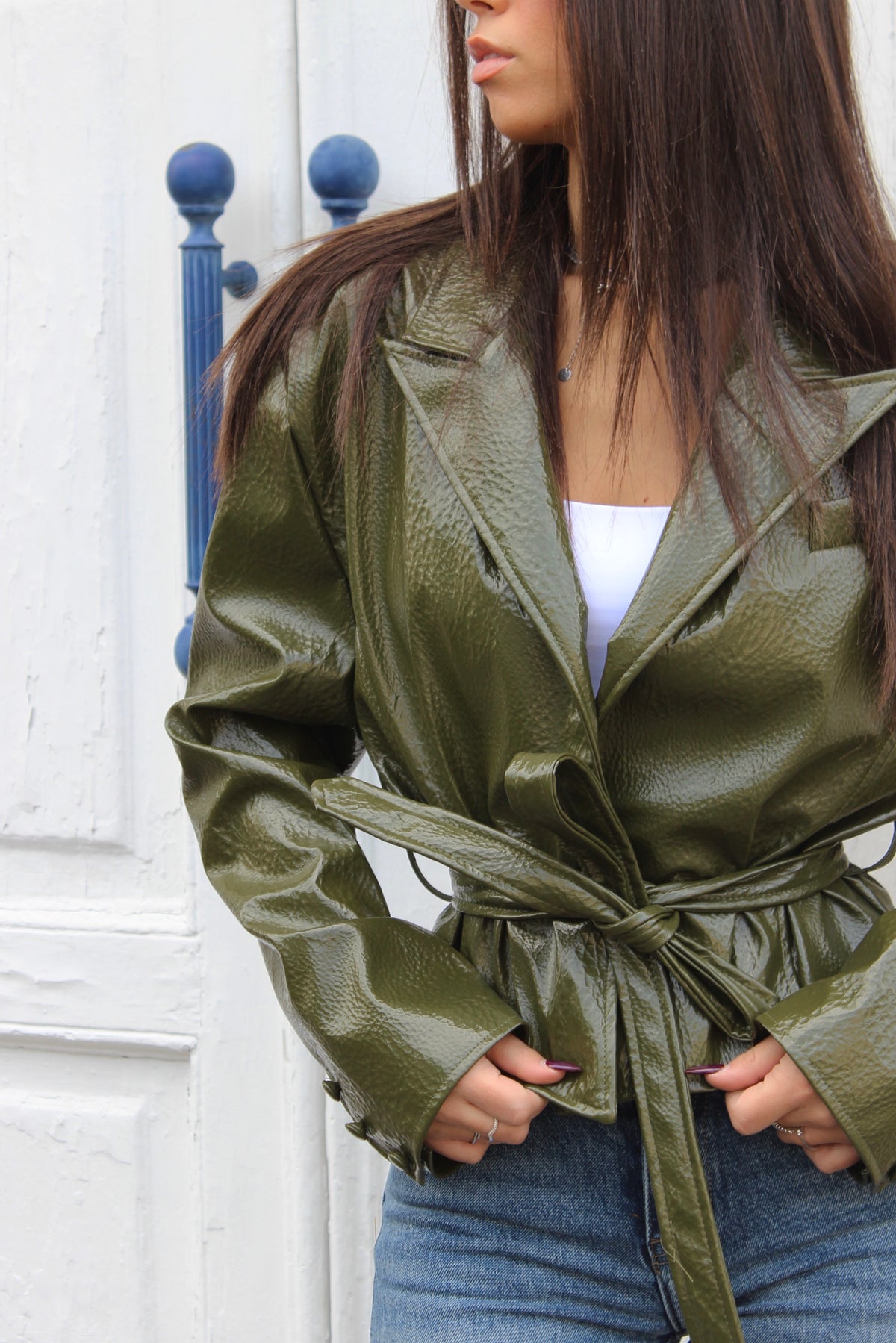 Trench corto vinile olive