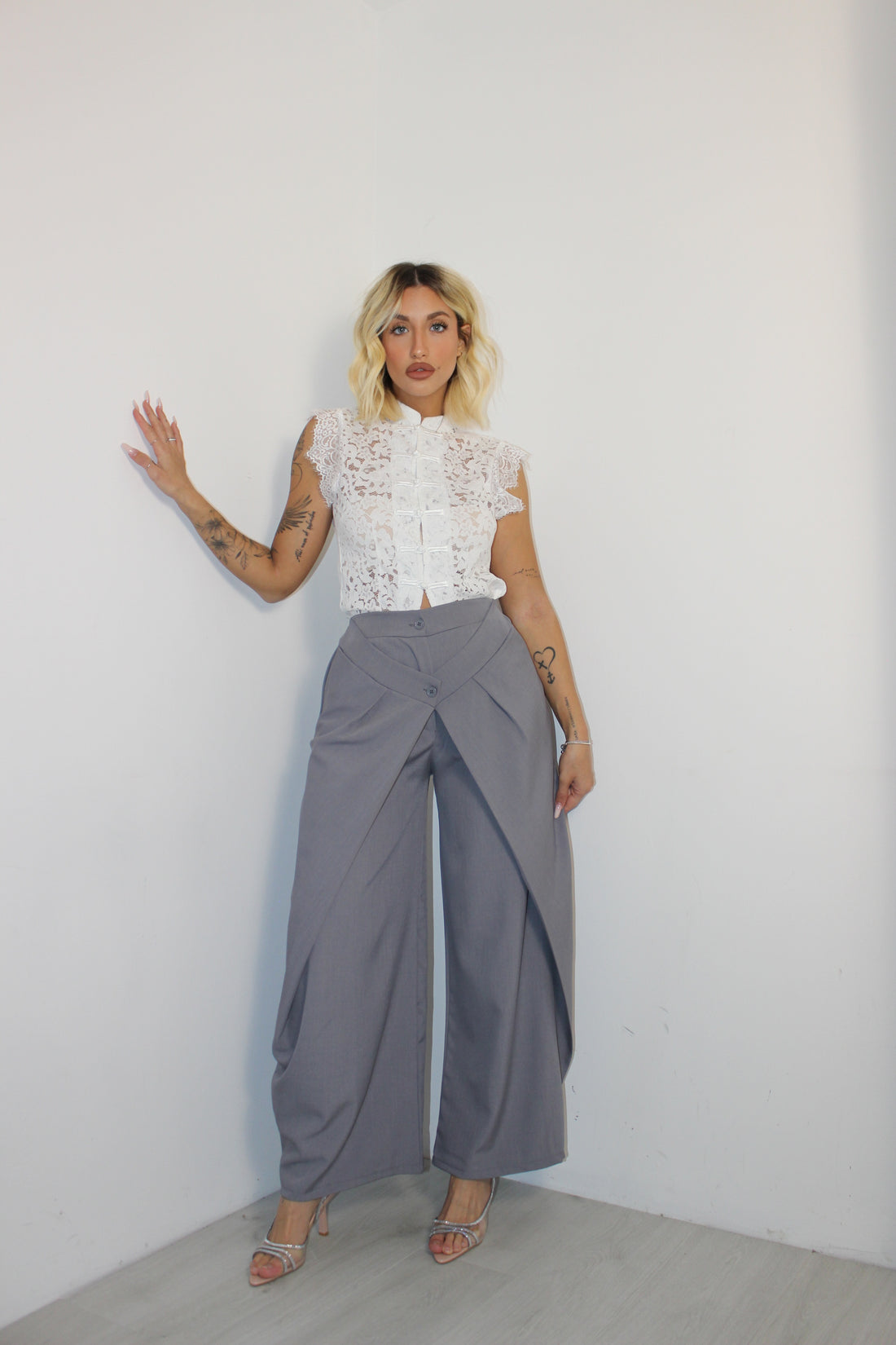 Pantalone doppia chiusura Grigio